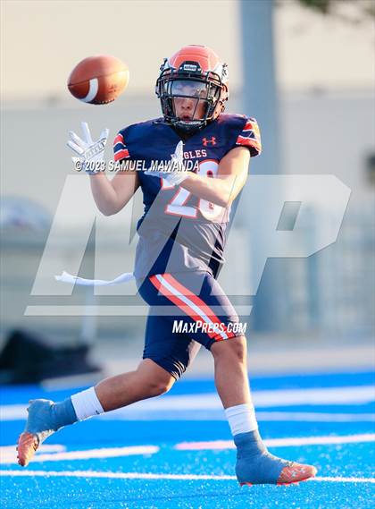 Thumbnail 1 in   Loyola @ Chaminade photogallery.