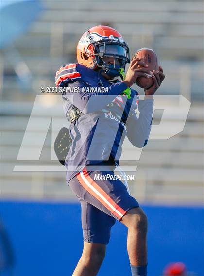 Thumbnail 1 in   Loyola @ Chaminade photogallery.