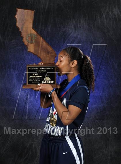 Thumbnail 1 in Sierra Canyon (CIF State D5 Award Photos) photogallery.