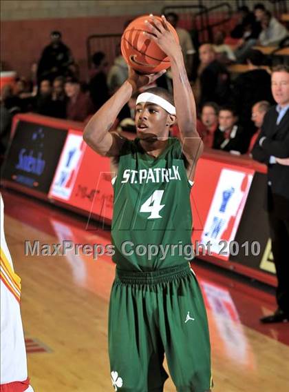 Thumbnail 1 in Taft vs. St. Patrick (Nike Extravaganza) photogallery.