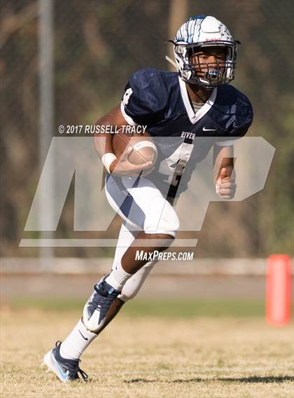 Thumbnail 1 in Oscar Smith @ Indian River photogallery.