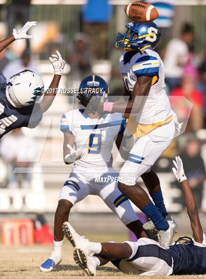 Thumbnail 2 in Oscar Smith @ Indian River photogallery.