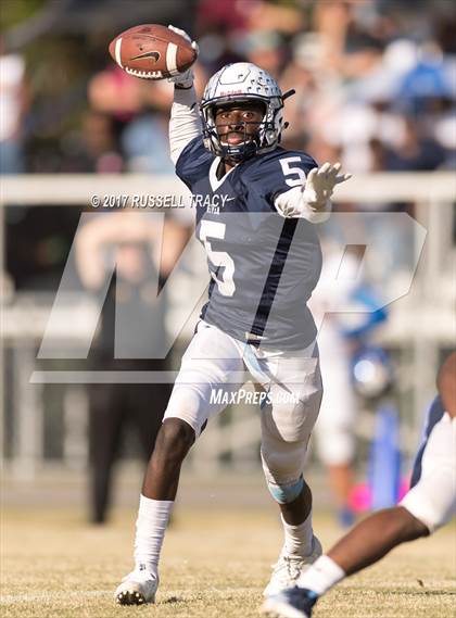 Thumbnail 3 in Oscar Smith @ Indian River photogallery.