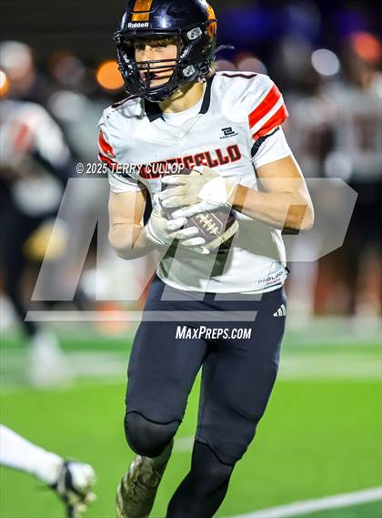 Thumbnail 2 in Milford vs. Monticello (UHSAA 8 Man Semi Final) photogallery.