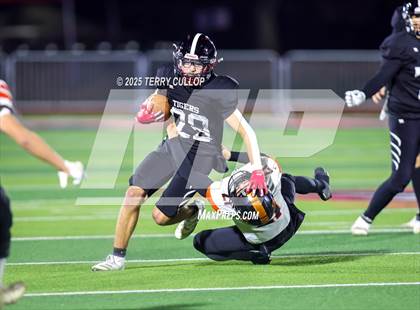 Thumbnail 3 in Milford vs. Monticello (UHSAA 8 Man Semi Final) photogallery.