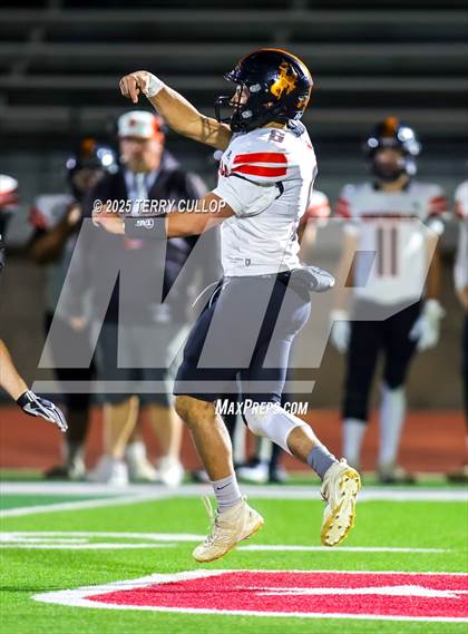 Thumbnail 1 in Milford vs. Monticello (UHSAA 8 Man Semi Final) photogallery.