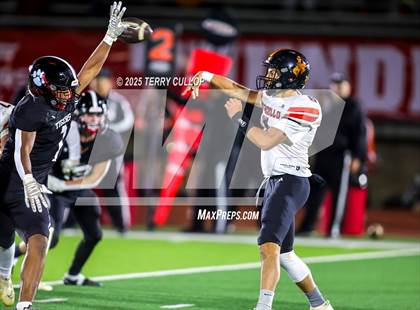 Thumbnail 2 in Milford vs. Monticello (UHSAA 8 Man Semi Final) photogallery.