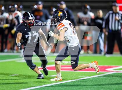 Thumbnail 3 in Milford vs. Monticello (UHSAA 8 Man Semi Final) photogallery.