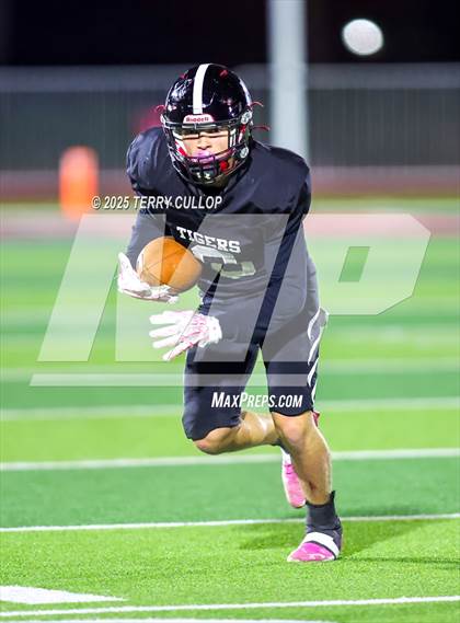 Thumbnail 2 in Milford vs. Monticello (UHSAA 8 Man Semi Final) photogallery.