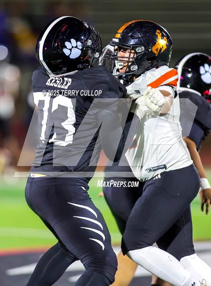 Thumbnail 2 in Milford vs. Monticello (UHSAA 8 Man Semi Final) photogallery.