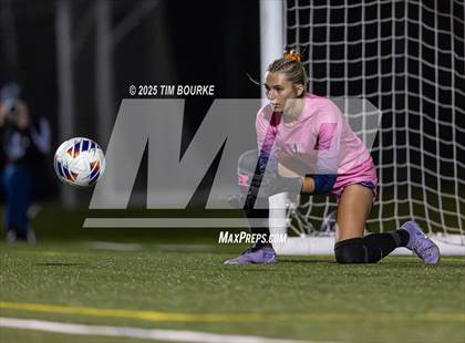Thumbnail 3 in Valor Christian @ Mountain Vista (CHSAA 5A - Quarterfinals) photogallery.