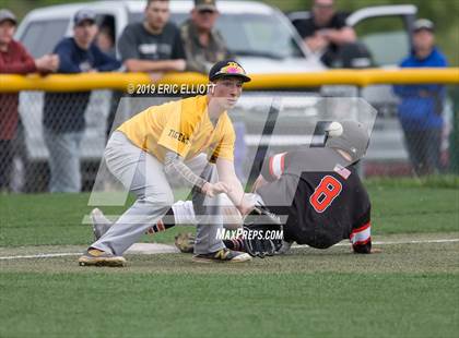 Thumbnail 1 in Rocky Grove vs Maplewood (PIAA D10 2A 1st Round) photogallery.