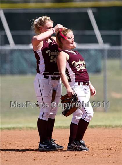 Thumbnail 2 in Tarkington vs Coldspring-Oakhurst photogallery.