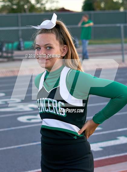 Thumbnail 1 in Saugus @ Thousand Oaks photogallery.