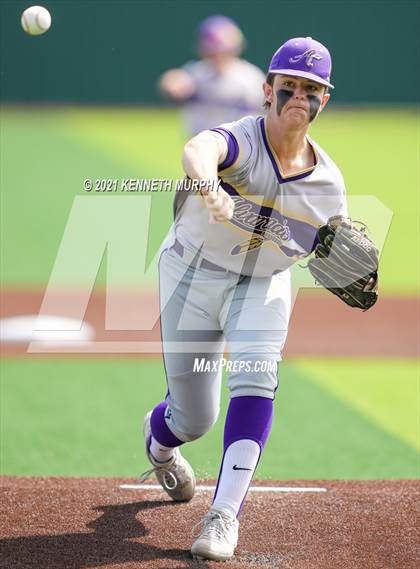 Thumbnail 2 in Melissa vs Alvarado (UIL 4A Area Playoff) photogallery.