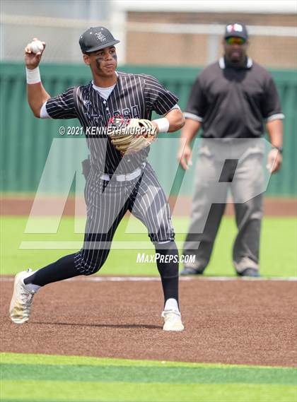 Thumbnail 1 in Melissa vs Alvarado (UIL 4A Area Playoff) photogallery.