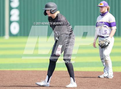 Thumbnail 1 in Melissa vs Alvarado (UIL 4A Area Playoff) photogallery.
