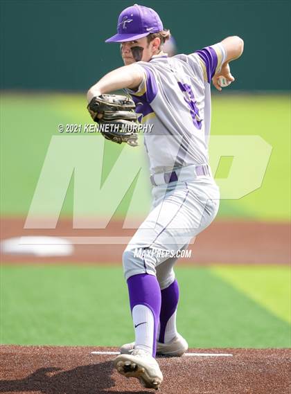 Thumbnail 3 in Melissa vs Alvarado (UIL 4A Area Playoff) photogallery.