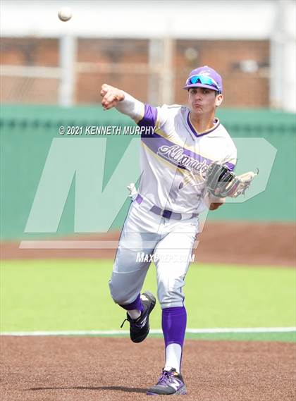 Thumbnail 2 in Melissa vs Alvarado (UIL 4A Area Playoff) photogallery.