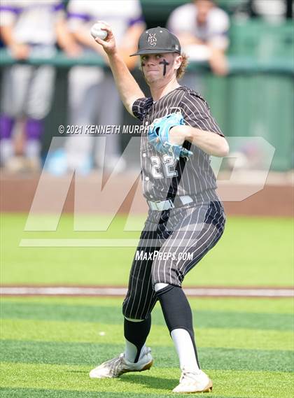 Thumbnail 1 in Melissa vs Alvarado (UIL 4A Area Playoff) photogallery.