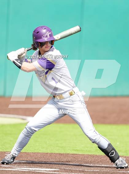 Thumbnail 2 in Melissa vs Alvarado (UIL 4A Area Playoff) photogallery.