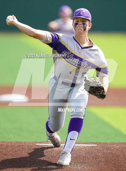 Thumbnail 3 in Melissa vs Alvarado (UIL 4A Area Playoff) photogallery.