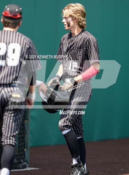 Thumbnail 3 in Melissa vs Alvarado (UIL 4A Area Playoff) photogallery.