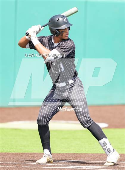 Thumbnail 3 in Melissa vs Alvarado (UIL 4A Area Playoff) photogallery.