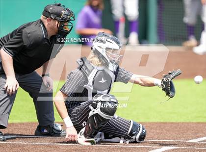 Thumbnail 2 in Melissa vs Alvarado (UIL 4A Area Playoff) photogallery.