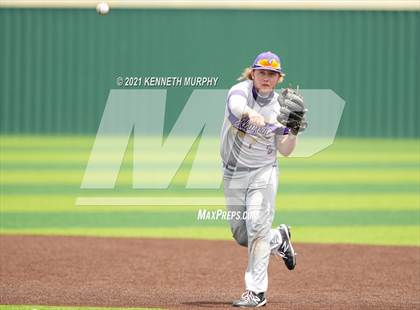 Thumbnail 1 in Melissa vs Alvarado (UIL 4A Area Playoff) photogallery.