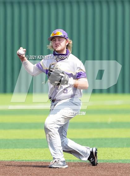 Thumbnail 3 in Melissa vs Alvarado (UIL 4A Area Playoff) photogallery.