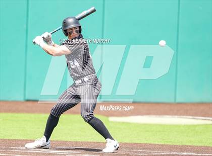 Thumbnail 2 in Melissa vs Alvarado (UIL 4A Area Playoff) photogallery.