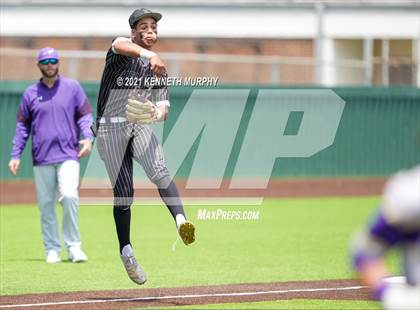 Thumbnail 2 in Melissa vs Alvarado (UIL 4A Area Playoff) photogallery.