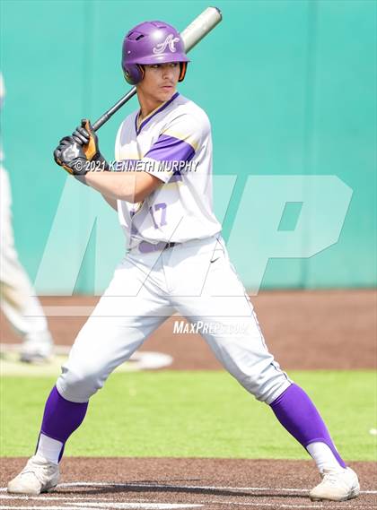 Thumbnail 1 in Melissa vs Alvarado (UIL 4A Area Playoff) photogallery.