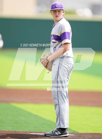 Thumbnail 3 in Melissa vs Alvarado (UIL 4A Area Playoff) photogallery.