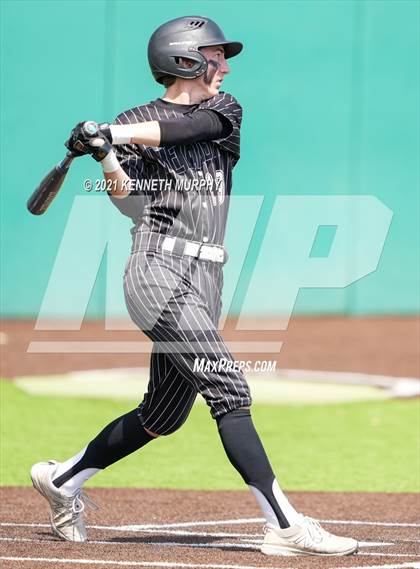 Thumbnail 2 in Melissa vs Alvarado (UIL 4A Area Playoff) photogallery.