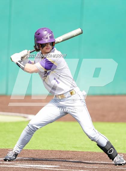 Thumbnail 3 in Melissa vs Alvarado (UIL 4A Area Playoff) photogallery.