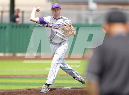 Thumbnail 3 in Melissa vs Alvarado (UIL 4A Area Playoff) photogallery.