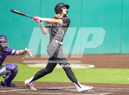 Thumbnail 3 in Melissa vs Alvarado (UIL 4A Area Playoff) photogallery.