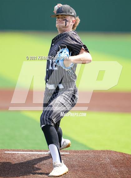 Thumbnail 2 in Melissa vs Alvarado (UIL 4A Area Playoff) photogallery.