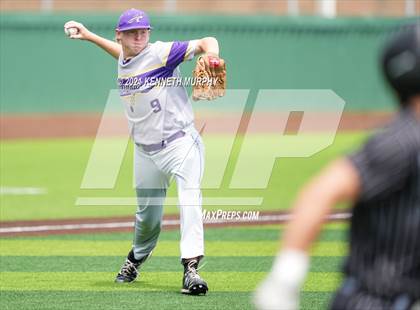 Thumbnail 2 in Melissa vs Alvarado (UIL 4A Area Playoff) photogallery.