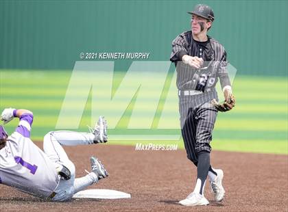 Thumbnail 2 in Melissa vs Alvarado (UIL 4A Area Playoff) photogallery.