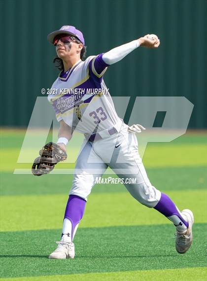 Thumbnail 2 in Melissa vs Alvarado (UIL 4A Area Playoff) photogallery.