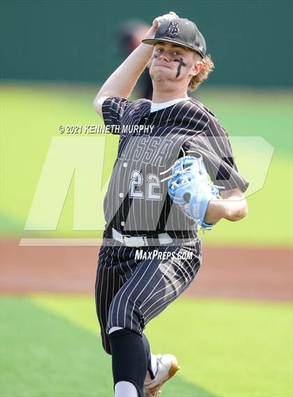 Thumbnail 2 in Melissa vs Alvarado (UIL 4A Area Playoff) photogallery.
