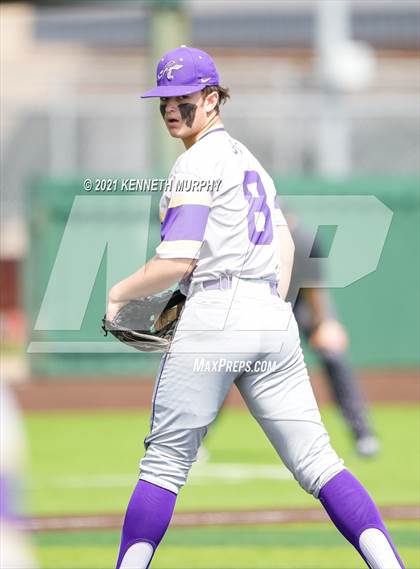 Thumbnail 1 in Melissa vs Alvarado (UIL 4A Area Playoff) photogallery.