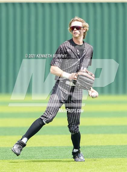 Thumbnail 1 in Melissa vs Alvarado (UIL 4A Area Playoff) photogallery.