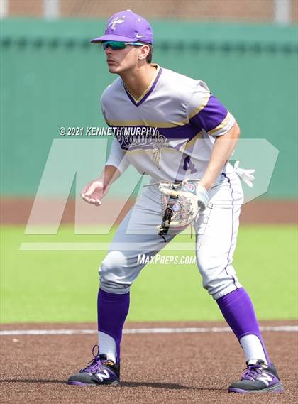 Thumbnail 3 in Melissa vs Alvarado (UIL 4A Area Playoff) photogallery.