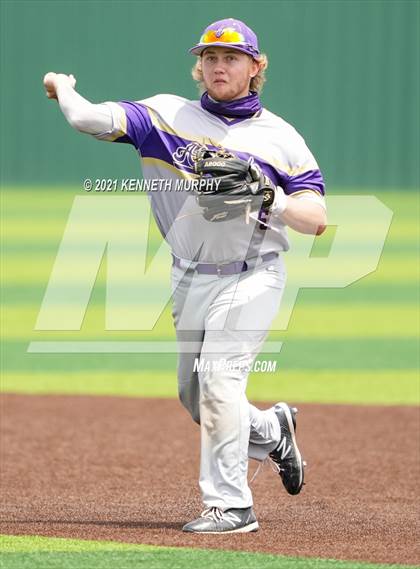 Thumbnail 1 in Melissa vs Alvarado (UIL 4A Area Playoff) photogallery.