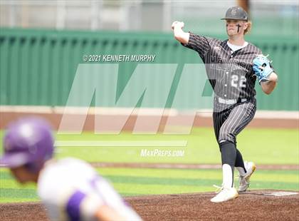 Thumbnail 1 in Melissa vs Alvarado (UIL 4A Area Playoff) photogallery.