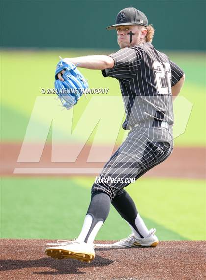 Thumbnail 1 in Melissa vs Alvarado (UIL 4A Area Playoff) photogallery.